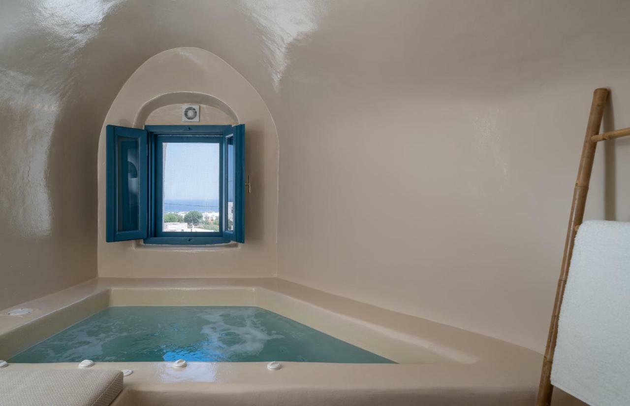 Nalas Suites Emporio  Экстерьер фото