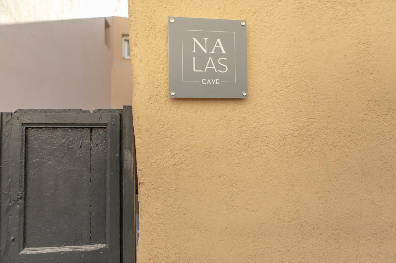 Nalas Suites Emporio  Экстерьер фото