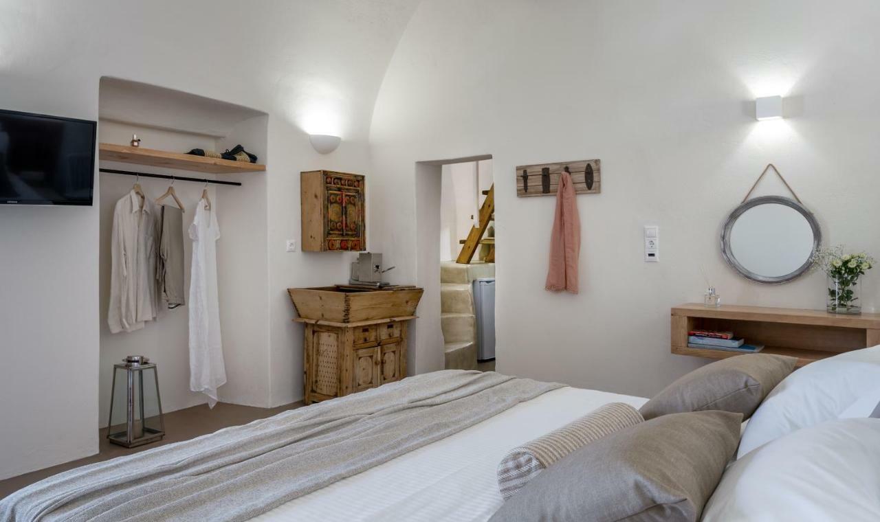 Nalas Suites Emporio  Экстерьер фото