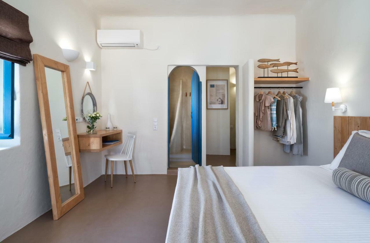 Nalas Suites Emporio  Экстерьер фото